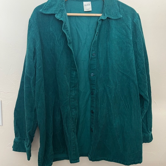 Blair | Vintage corduroy button down - Picture 4 of 6